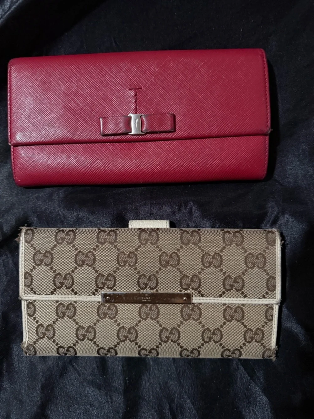 Salvatore Ferragamo Red Saffiano Leather Bow Clasp Wallet & Gucci wallet bundle